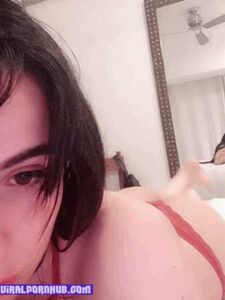 Fotos nuas de lingerie vermelha de Shika Cosplay vazadas