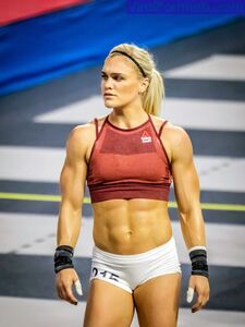 Katrin Davidsdottir Nackt und Heiße Fotos