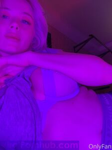 Mila Royce Onlyfans Fughe Ultimo Set di Foto