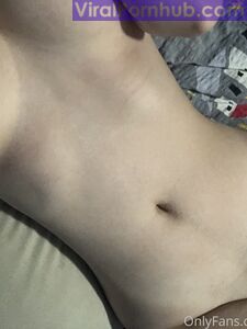 mini loona Onlyfans Leaks Neueste Fotoset