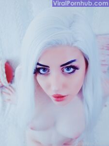 ナタリア・ラブス・オンリーファンズ・リーク最新フォトセット