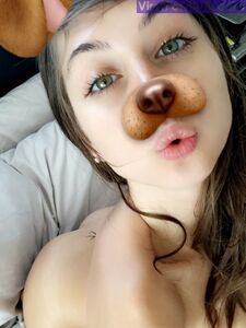 Riley Reid Carino filtro Snapchat Nudi