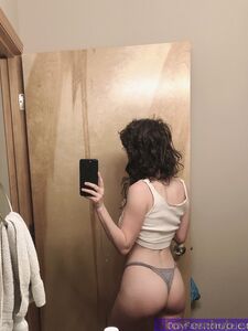 Celeste Onlyfans 最新裸照泄露