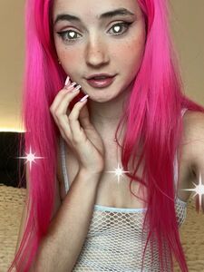 EmmaFiore Onlyfans 泄露 最新裸体照片