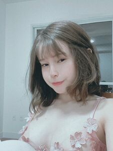 アライズ ピーチー Onlyfans リーク 最新のヌード写真