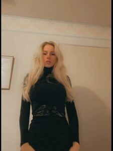 MsFiiire Robe Sexy Striptease Vidéo Onlyfans Fuite