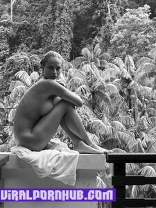 Fotos desnudas de Genevieve Morton filtradas