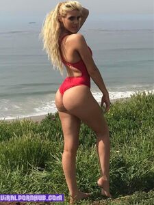 Lele Pons desnuda y video sexual filtrado