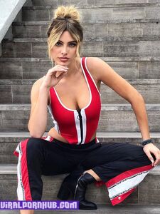 Lele Pons desnuda y video sexual filtrado