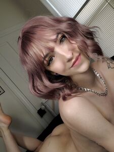 Ultime foto nude trapelate di Motzie Onlyfans