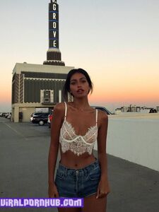 Cindy Kimberly Sexy Nu Vazado