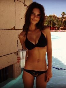 Fotos desnudas de Emily Ratajkowski