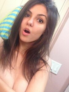 Victoria Justice Nacktfotos