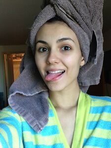 Photos nues de Victoria Justice
