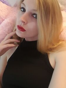 Beata 30 moglie BDSM polacca puttana