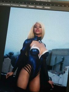 Stormi Maya Corpo Nudo Pittura Set Onlyfans Trapelato