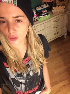 Super süße Schauspielerin Addison Timlin Nackt-Leaks