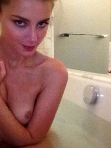Seksi Amber Heard Çıplak Sızıntılar