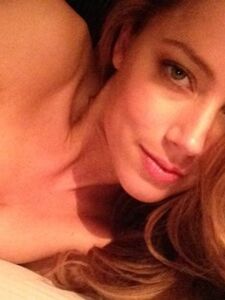 Seksi Amber Heard Çıplak Sızıntılar