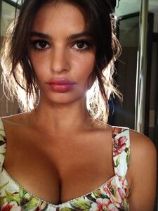 Supermodel Emily Ratajkowski Nackt Leaks