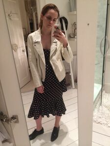 超热的艾玛·沃特森裸体照在互联网上泄露