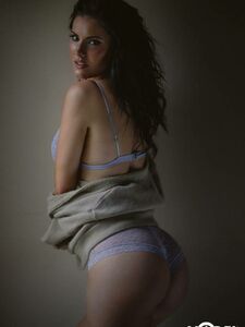 Erin Olash Lingerie Photoshoot Set Leaked