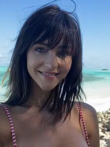 Rachel Cook Nude Outdoor Beach BTS Video Leaked