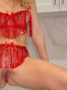 Vicky Stark Abiti all'Uncinetto Prova Album Onlyfans