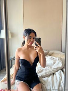 梦_亚洲 Aka 顽皮梦 裸露的胸部和阴部 最新Onlyfans泄露专辑