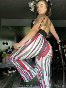 album OnlyFans di queen_egirl27