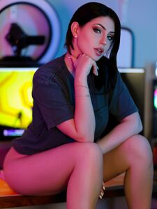 djarii'nin yeni OnlyFans albümü