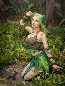 Rolyatistaylor Cosplay-Alben
