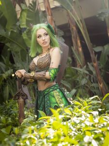 Rolyatistaylor Cosplay-Alben