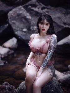 Hitomi Songyuxin Aka Syx_hitomi Poitrine nue et gros fessier Photos leaks Onlyfans