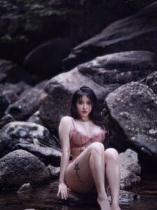 Hitomi Songyuxin Aka Syx_hitomi Poitrine nue et gros fessier Photos leaks Onlyfans