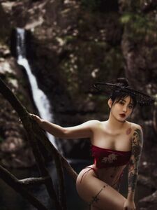 Hitomi Songyuxin Aka Syx_hitomi Çıplak Göğüsler ve Büyük Popo Onlyfans Sızıntı Fotoğrafları