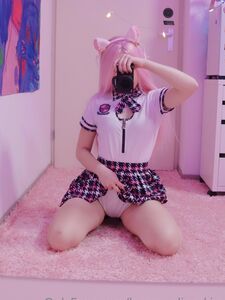 Servizio fotografico di Bunny Alina Kim fughe OnlyFans