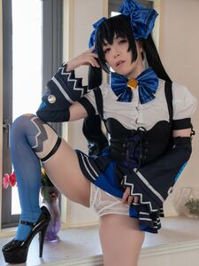 Mari Hirose è la protagonista del nostro cosplay da cameriera - Cospuri 0336