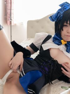 Mari Hirose è la protagonista del nostro cosplay da cameriera - Cospuri 0336