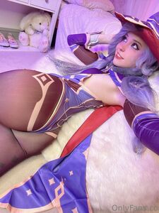 Belle Delphine Mona Cosplay Nackt Muschi Reitet Dildo Onlyfans Leaks Fotos