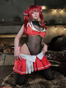 Alina Becker Cosplay Phat Ass et Teaser de Seins Onlyfans Sets