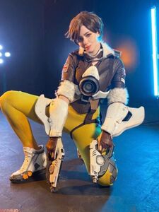 Alina Becker Cosplay Phat Ass und Brüste Teaser Onlyfans Sets