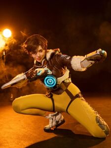 Alina Becker Cosplay Grande Bumbum e Seios Teaser Onlyfans Sets