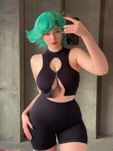 Alina Becker Cosplay Phat Ass und Brüste Teaser Onlyfans Sets