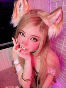 Belle Delphine Cosplay Ahri (Lol) Nackte Muschi Ausbreitung Onlyfans Fotos