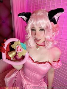 Belle Delphine Ichigo Momomiya Cosplay Écartement de chatte Album Onlyfans