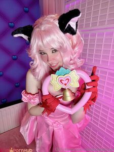 Belle Delphine Ichigo Momomiya Cosplay Écartement de chatte Album Onlyfans