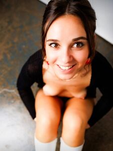 超级可爱的基尔托尼喜剧演员莱拉·英格尔斯，快去关注她，给她一些支持吧！