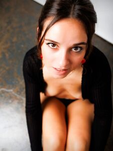 超级可爱的基尔托尼喜剧演员莱拉·英格尔斯，快去关注她，给她一些支持吧！