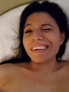 Daniela Duran loves to show off her naked body